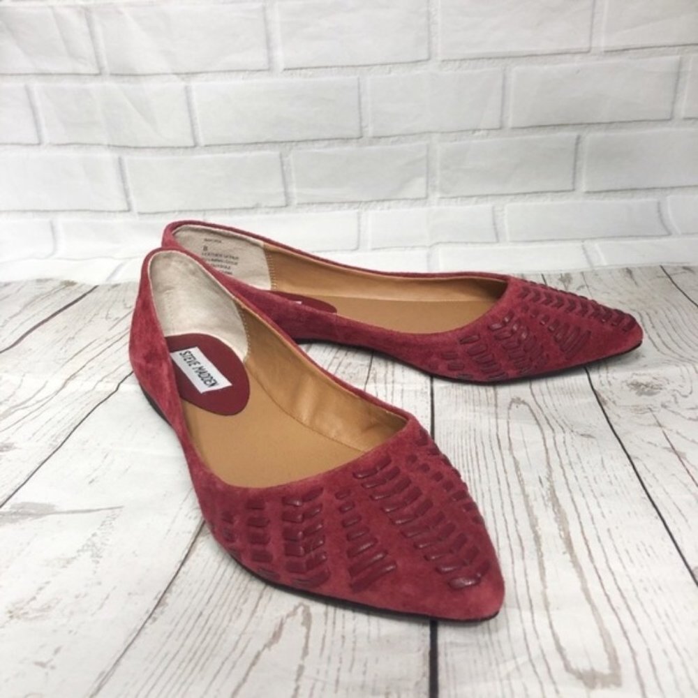 Steve Madden imaura point flats suede